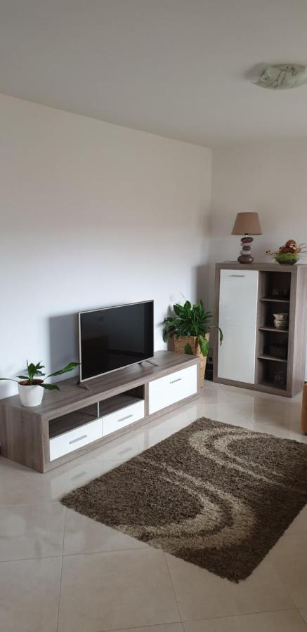 Apartman Lena Pula Exterior photo