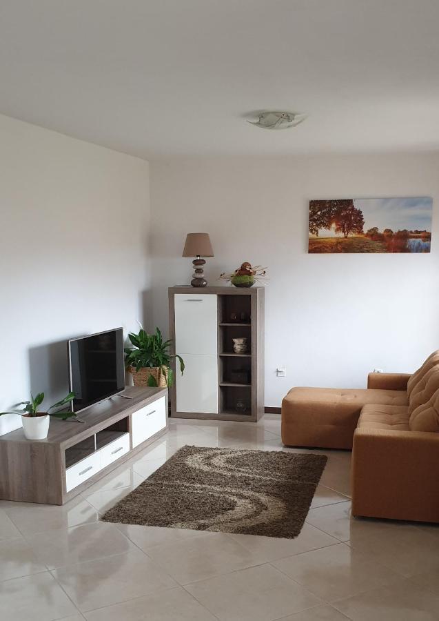 Apartman Lena Pula Exterior photo