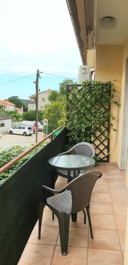 Apartman Lena Pula Exterior photo